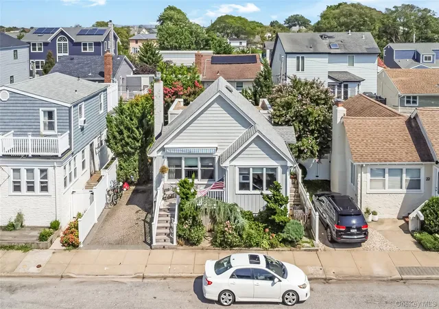Photo 4 of Single family home for sale at 24 Harmon St, Long Beach, NY 11561 | MLS# 1039377 | Listing updated on 2026-08-22