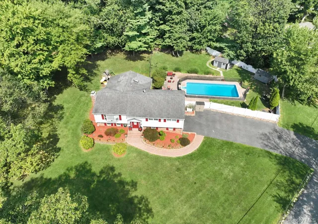 2nd image of 1 Potter Ln, Ramapo, NY 10901 | MLS# 1039381