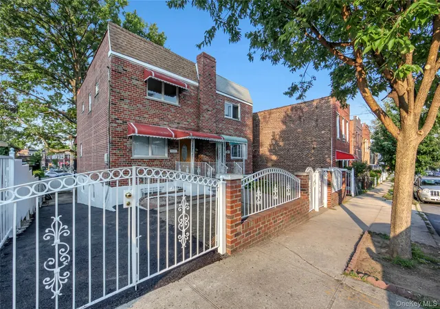 1st image of 931 E 232nd St, New York, NY 10466 | MLS# 1039385