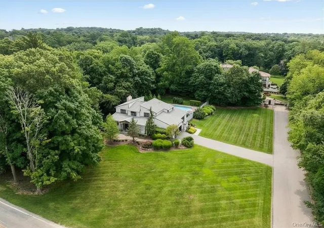 Photo 1 of Single family home for sale at 176 Grandview Ave, Ramapo, NY 10952 | MLS# 1039391 | Listing updated on 2026-08-21