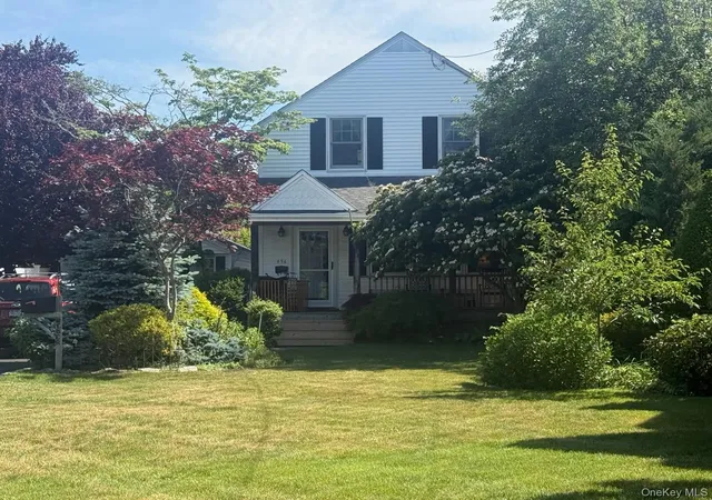 1st image of 496 Windsor Pl, Hempstead, NY 11572 | MLS# 1039393