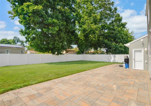Photo 3 of Sale Pending at 78 Osceola Ave, Babylon, NY 11729 | MLS# 1039403 | Listing updated on 2026-09-01