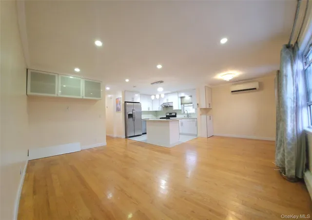 Listing Photo 5 - Condo for sale in building located at 14615 22nd Ave, New York, NY 11357