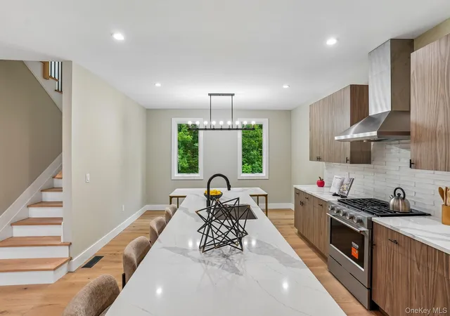 Photo 3 of Single family home for sale at 24 Wildwood Dr, Newburgh (town), NY 12575 | MLS# 1039447 | Listing updated on 2026-09-15