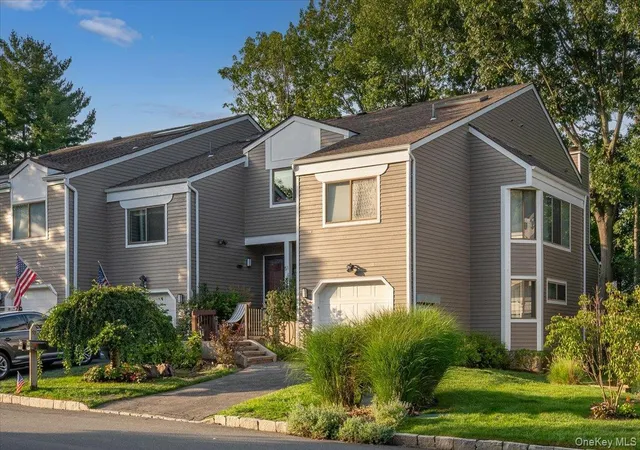 Condo for sale at 53 Top Of The Ridge #A9, Rye Town, NY 10543 | MLS# 1039452