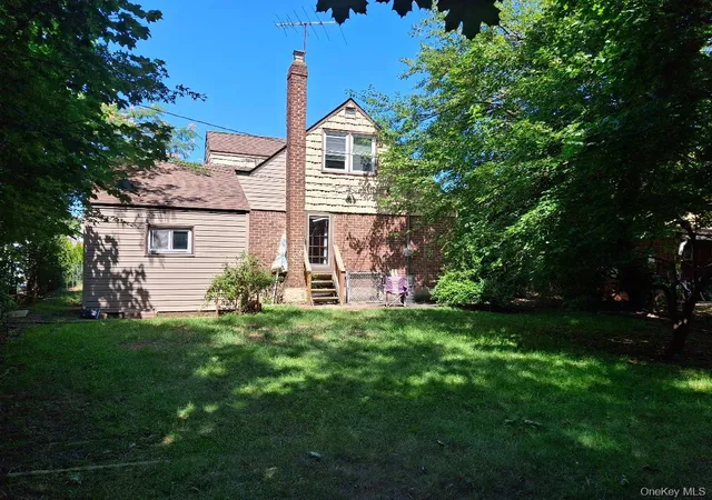 2nd image of 63 Ruby St, Hempstead, NY 11003 | MLS# 1039474
