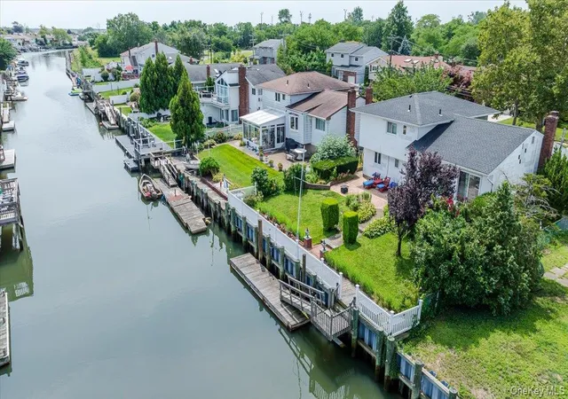 39th image of 3291 Wolfson Dr, Hempstead, NY 11510 | MLS# 1039487