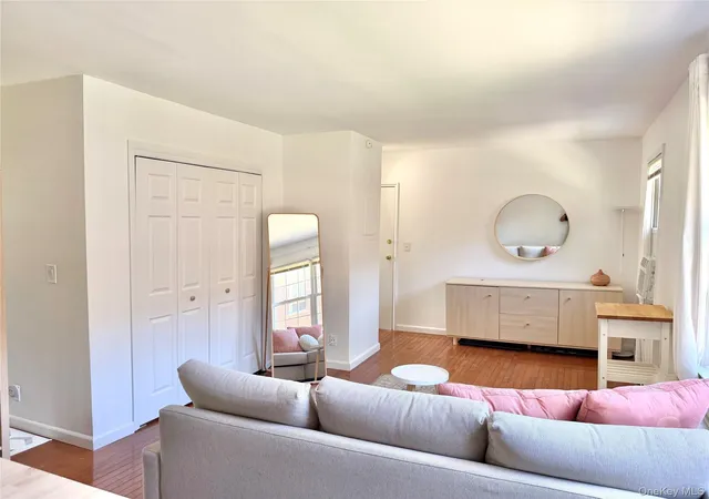 Photo 5 of House for sale at 182 Pinewood Rd #23, Greenburgh, NY 10530 | MLS# 1039498 | Listing updated on 2026-08-25