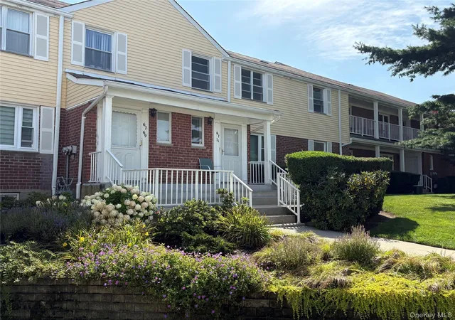 Photo 2 of Condo for sale at 67 71 Cloverdale Ln #148, New York, NY 11364 | MLS# 1039533 | Listing updated on 2026-09-16