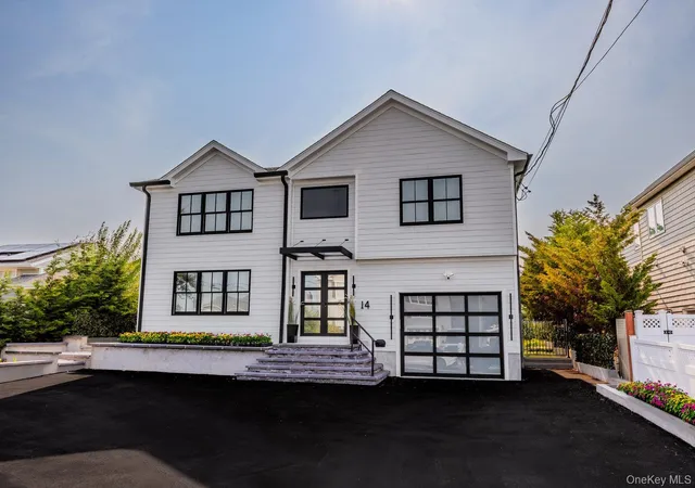 2nd image of 14 Jomarr Ct, Oyster Bay, NY 11758 | MLS# 1039548