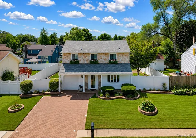 Photo 1 of Single family home for sale at 164 Bark Ave, Islip, NY 11722 | MLS# 1039558 | Listing updated on 2026-08-22