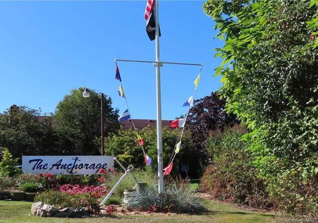 Photo 2 of Condo for sale at 463 Mariners Way, Babylon, NY 11726 | MLS# 1039585 | Listing updated on 2026-10-03