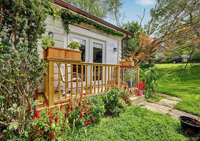 Photo 4 of Single family home for sale at 127 Highland Ave, Cortlandt, NY 10596 | MLS# 1039604 | Listing updated on 2026-09-05