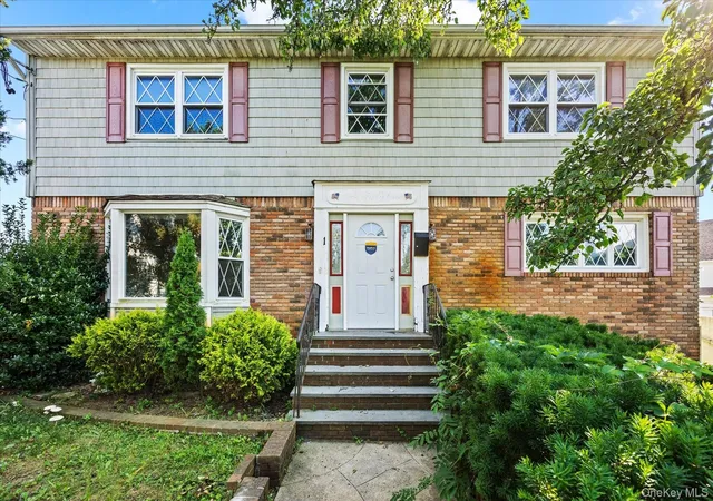 Photo 3 of Single family home for sale at 251 Perkins Ave, Hempstead, NY 11572 | MLS# 1039609 | Listing updated on 2026-09-12