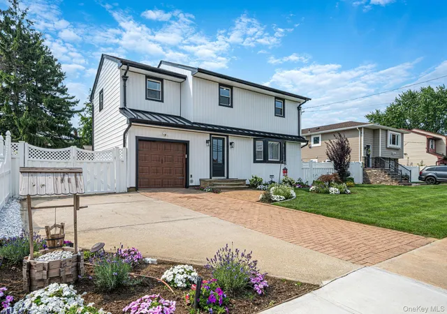 Photo 2 of Single family home for sale at 95 Colonial Dr, Oyster Bay, NY 11758 | MLS# 1039621 | Listing updated on 2026-09-24