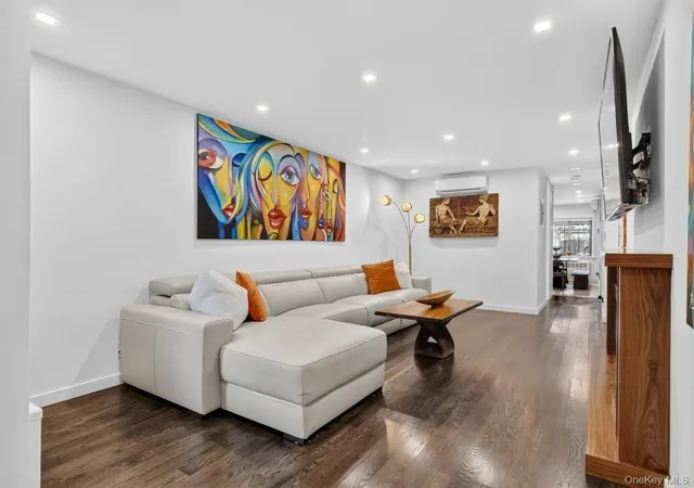 Listing Photo 4 - Condo for sale in building located at 25-47 71st St, New York, NY 11370