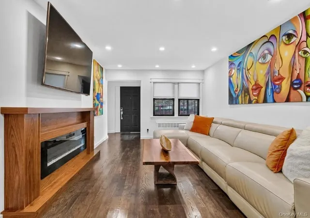 Listing Photo 5 - Condo for sale in building located at 25-47 71st St, New York, NY 11370