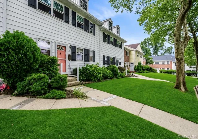 Photo 2 of Sale Pending at 718 Towne House Village, Islip, NY 11749 | MLS# 1039644 | Listing updated on 2026-09-16