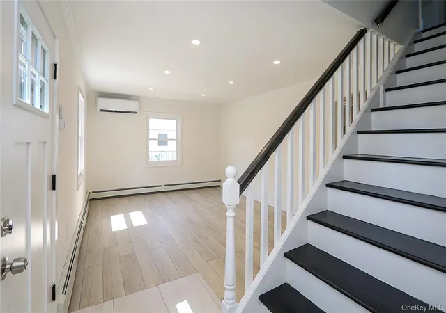 4th image of 12 Garland, North Hempstead, NY 11590 | MLS# 1039645
