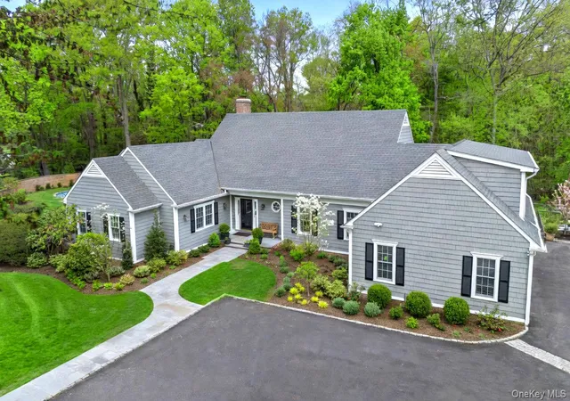 Photo 1 of Single family home for sale at 18 Matinecock Farms Rd, Glen Cove, NY 11542 | MLS# 1039651 | Listing updated on 2026-09-04