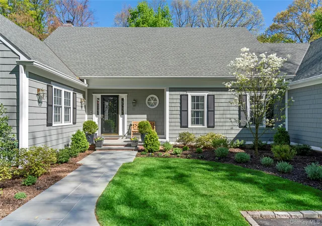 Photo 2 of Single family home for sale at 18 Matinecock Farms Rd, Glen Cove, NY 11542 | MLS# 1039651 | Listing updated on 2026-10-07