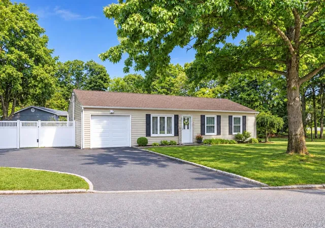 2nd image of 1 Lowell Rd, Islip, NY 11782 | MLS# 1039664