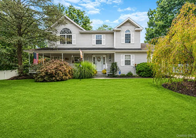 Photo 1 of Sale Pending at 2 Piedmont Ct, Brookhaven, NY 11720 | MLS# 1039680 | Listing updated on 2026-08-28