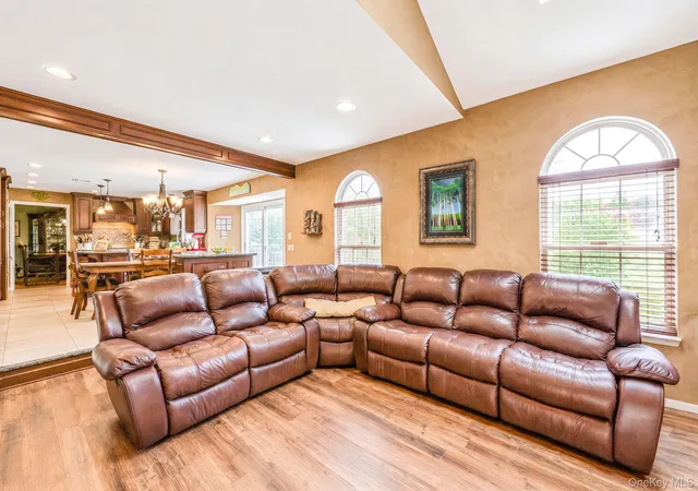 Photo 3 of Sale Pending at 2 Piedmont Ct, Brookhaven, NY 11720 | MLS# 1039680 | Listing updated on 2026-08-28