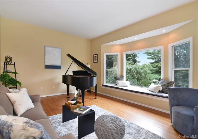 Photo 3 of Single family home for sale at 91 Sycamore Ln, Greenburgh, NY 10533 | MLS# 1039695 | Listing updated on 2026-09-16