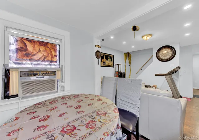 Photo 3 of Single family home for sale at 15313 118th Avenue, New York, NY 11434 | MLS# 1039708 | Listing updated on 2026-09-13