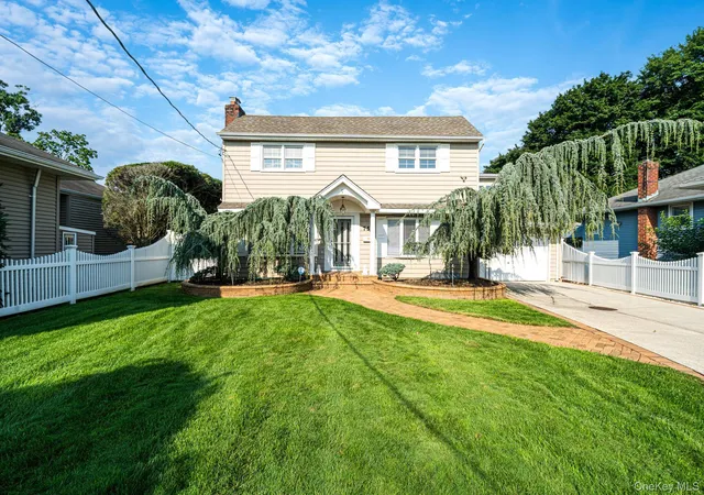 Photo 1 of Sale Pending at 752 Oakfield Ave, Hempstead, NY 11710 | MLS# 1039710 | Listing updated on 2026-09-03