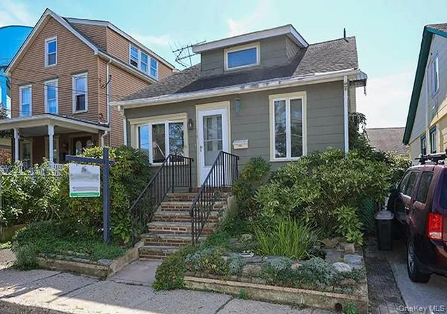 Photo 3 of Single family home for sale at 233 8th Avenue, Oyster Bay, NY 11579 | MLS# 1039720 | Listing updated on 2026-10-03