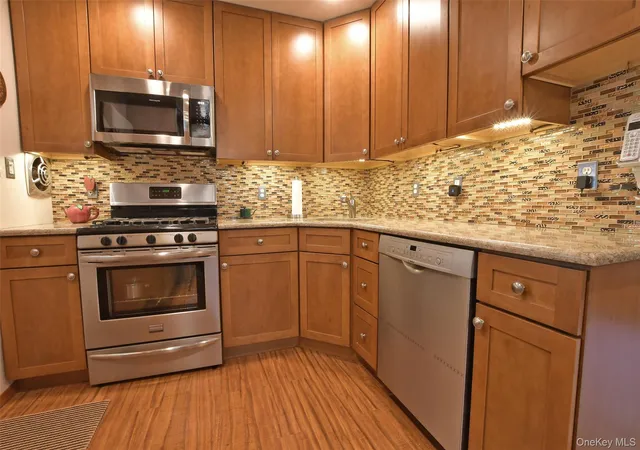 Photo 3 of Sale Pending at 24 Island Blvd, Islip, NY 11716 | MLS# 1039726 | Listing updated on 2026-09-15