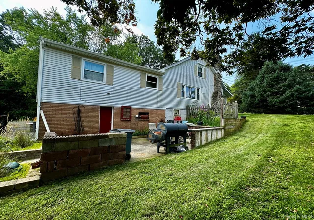 22nd image of 69 Cedar Ave, Poughkeepsie, NY 12603 | MLS# 1039739