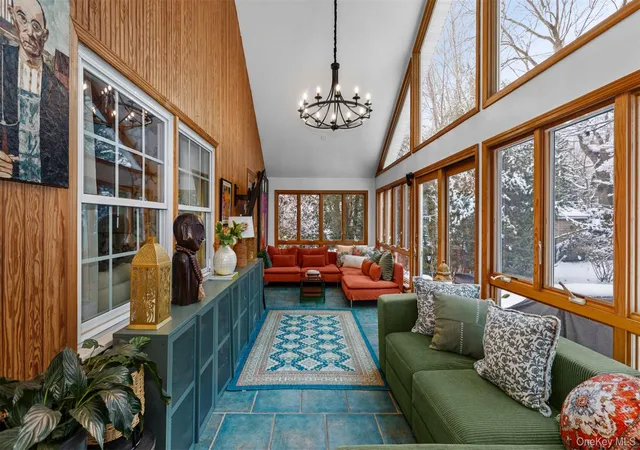 Photo 3 of Single family home for sale at 194 W Neck Rd, Huntington, NY 11743 | MLS# 1039742 | Listing updated on 2026-10-08