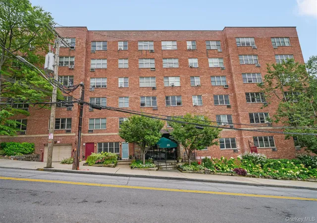 Photo 1 of Condo for sale at 25 Franklin Ave #6C, White Plains, NY 10601 | MLS# 1039751 | Listing updated on 2026-08-20