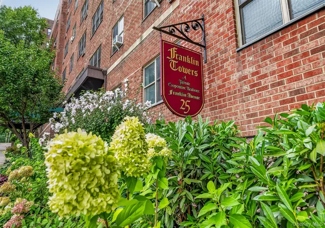 Photo 2 of Condo for sale at 25 Franklin Ave #6C, White Plains, NY 10601 | MLS# 1039751 | Listing updated on 2026-08-20