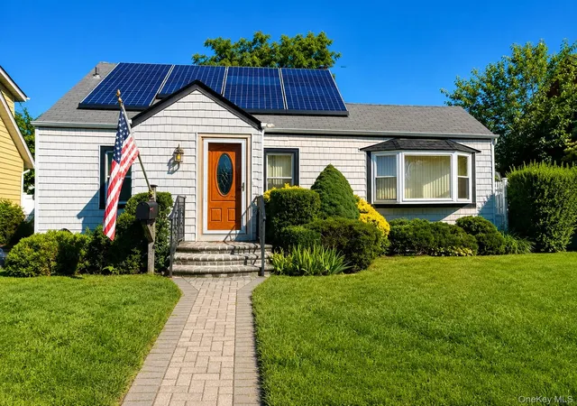 Photo 1 of Sale Pending at 50 Notre Dame Ave, Oyster Bay, NY 11801 | MLS# 1039765 | Listing updated on 2026-08-25