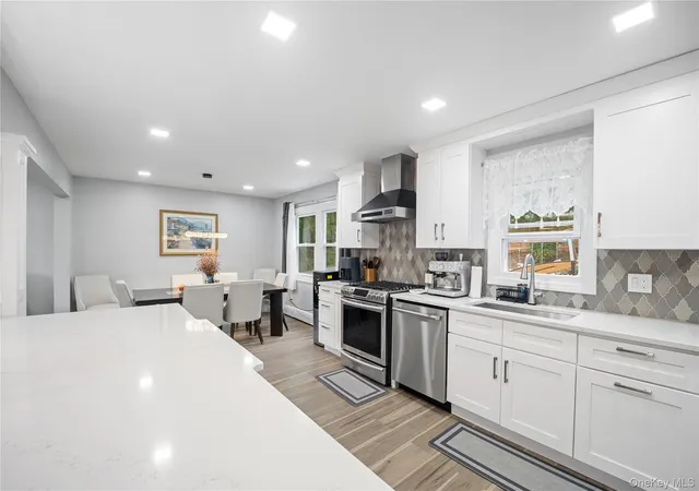 Photo 3 of Single family home for sale at 3123 Douglas Dr, Yorktown, NY 10598 | MLS# 1039790 | Listing updated on 2026-09-25