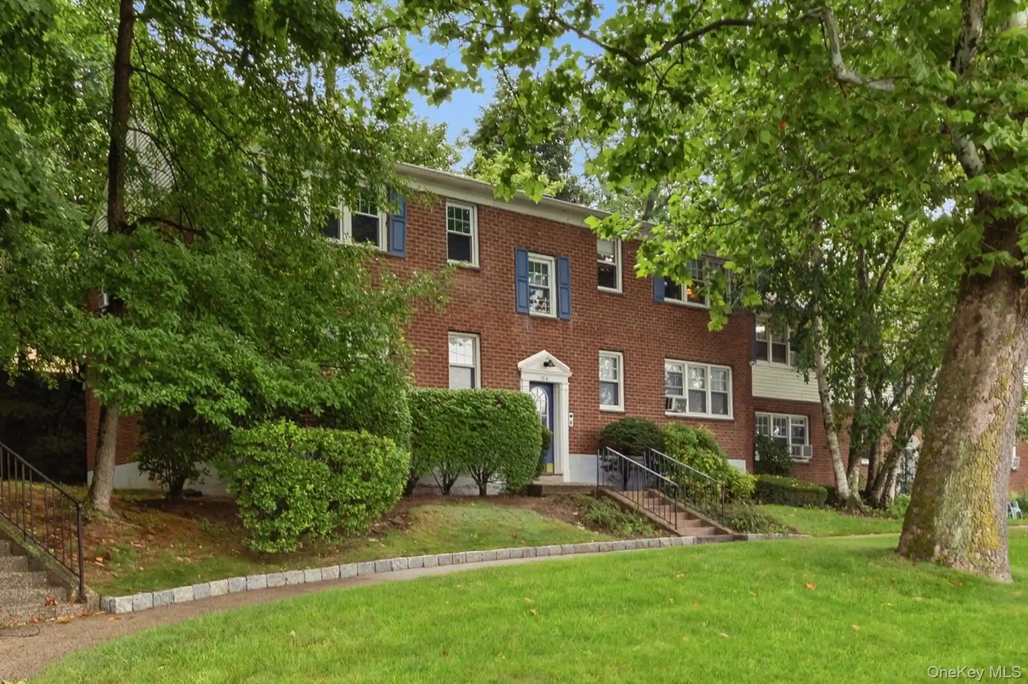 Listing Photo 1 - Condo for sale in 154 Underhill Ave located at 154 Underhill Ave, Harrison, NY 10577 - Unit #2A
