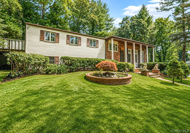 Photo 3 of Single family home for sale at 23 Colonial Dr, Smithtown, NY 11787 | MLS# 1039816 | Listing updated on 2026-10-07