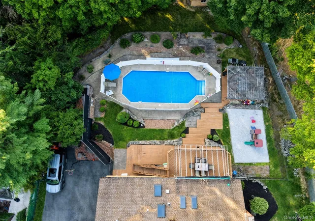 Photo 3 of Single family home for sale at 15 Arlington Dr, Blooming Grove, NY 10950 | MLS# 1039825 | Listing updated on 2026-08-31