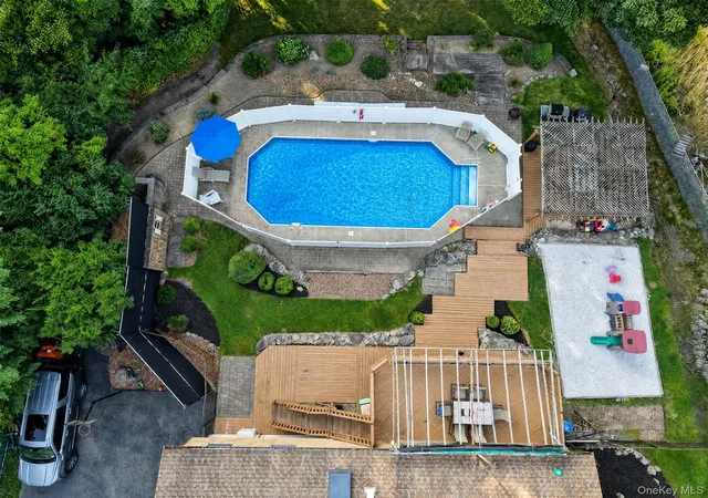 Photo 4 of Single family home for sale at 15 Arlington Dr, Blooming Grove, NY 10950 | MLS# 1039825 | Listing updated on 2026-08-31