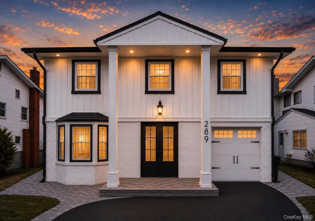 Photo 1 of Single family home for sale at 289 Lido Blvd, Hempstead, NY 11561 | MLS# 1039868 | Listing updated on 2026-08-18