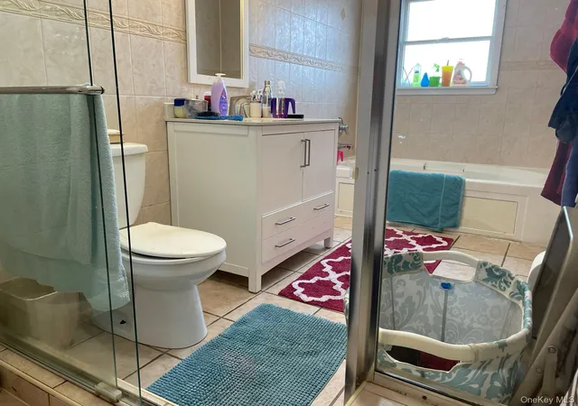 Photo 4 of Single family home for sale at 223 Beach 3rd St, New York, NY 11691 | MLS# 1039869 | Listing updated on 2026-08-18