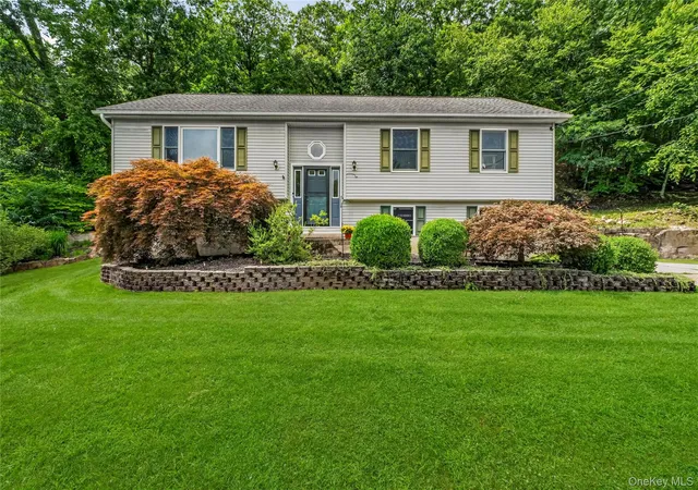 Photo 3 of Sale Pending at 35 Glenna Dr, Carmel, NY 10512 | MLS# 1039879 | Listing updated on 2026-10-06