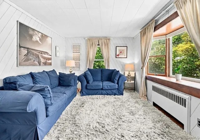 Photo 4 of Sale Pending at 70 Fanning Ave, Southampton, NY 11946 | MLS# 1039880 | Listing updated on 2026-09-18