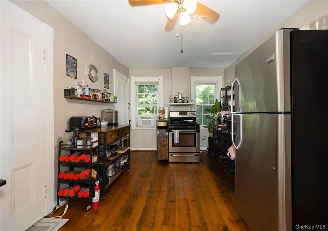 Listing Photo 4 - Condo for sale in building located at 46 S Brg St, Poughkeepsie, NY 12601