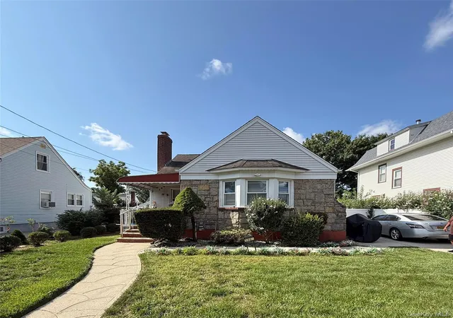 Photo 1 of Single family home for sale at 146 Elm St, Hempstead, NY 11580 | MLS# 1039886 | Listing updated on 2026-08-21
