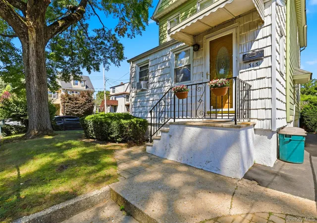 2nd image of 315 Sickles Ave, New Rochelle, NY 10801 | MLS# 1039913